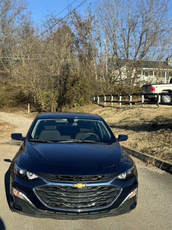 2022 Chevrolet Malibu Image 3