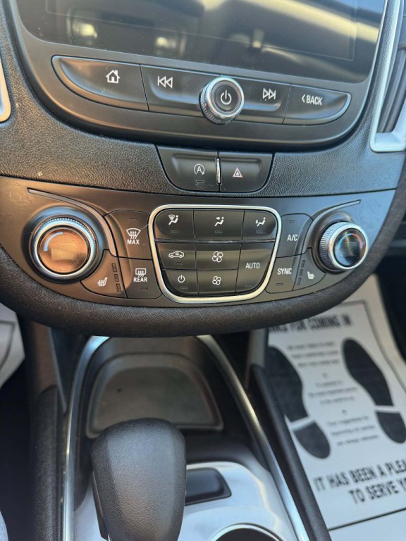 2022 Chevrolet Malibu Image 13