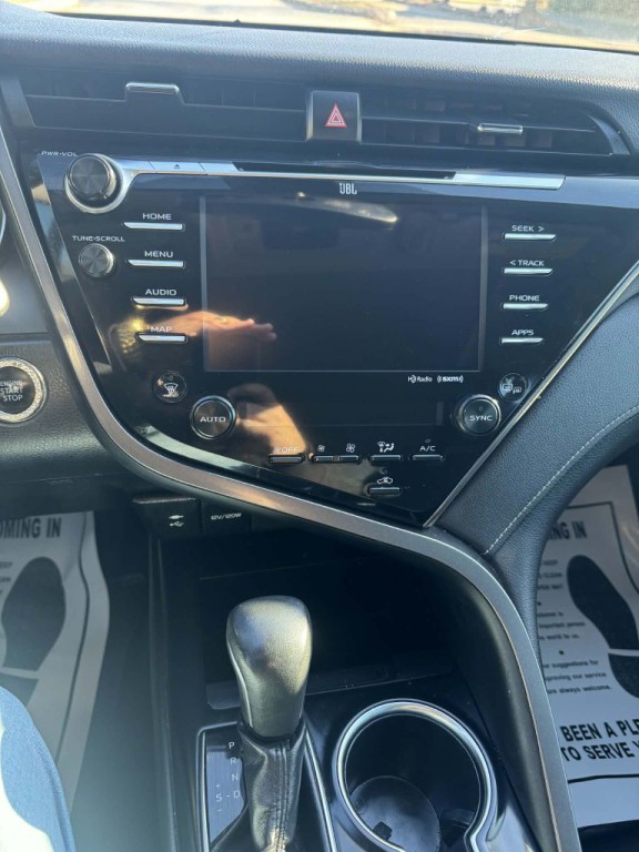 2019 Toyota Camry Image 13