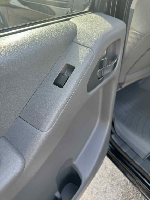 2021 Nissan Frontier Image 9