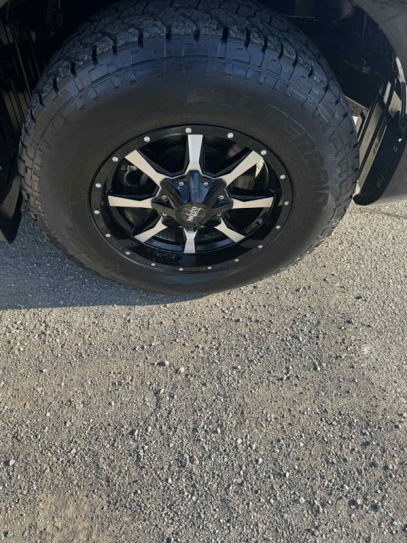 2020 Nissan Titan Image 4