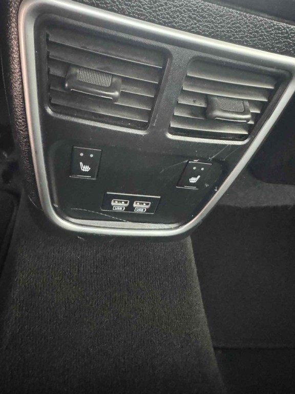 2020 Dodge Charger Image 8