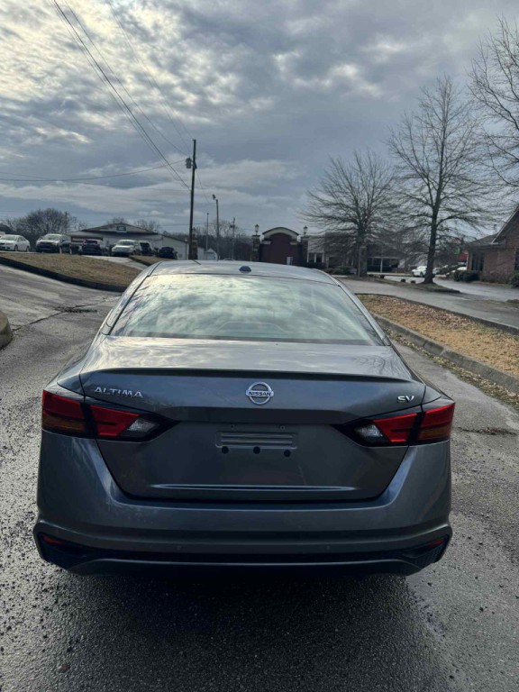 2022 Nissan Altima Image 4