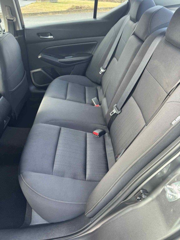 2022 Nissan Altima Image 6