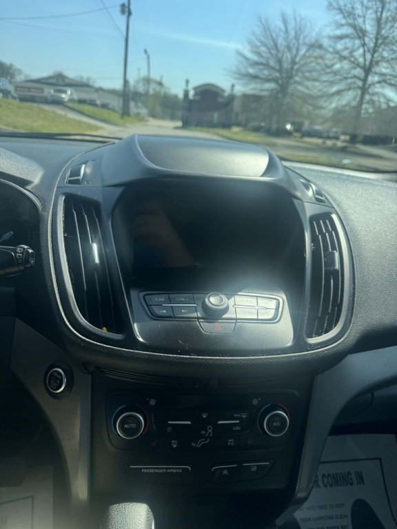 2019 Ford Escape Image 11