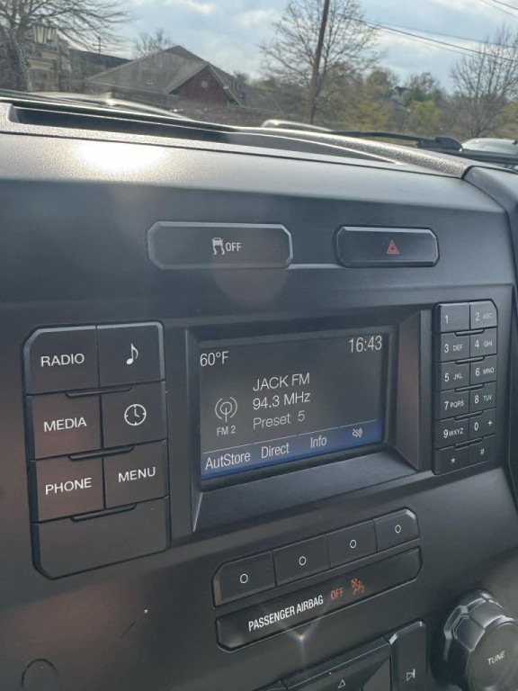 2017 Ford F-150 Image 13