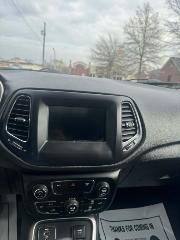 2020 Jeep Compass Image 13