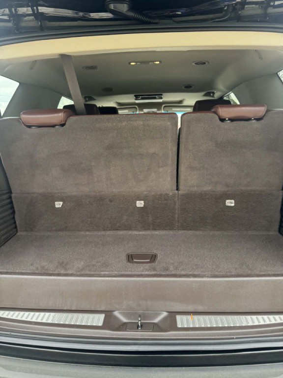 2017 Chevrolet Tahoe Image 6