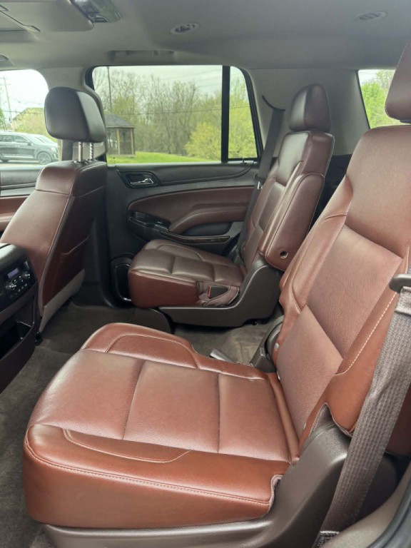 2017 Chevrolet Tahoe Image 8