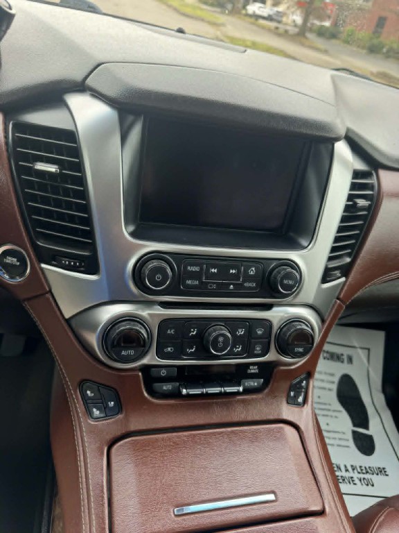 2017 Chevrolet Tahoe Image 15
