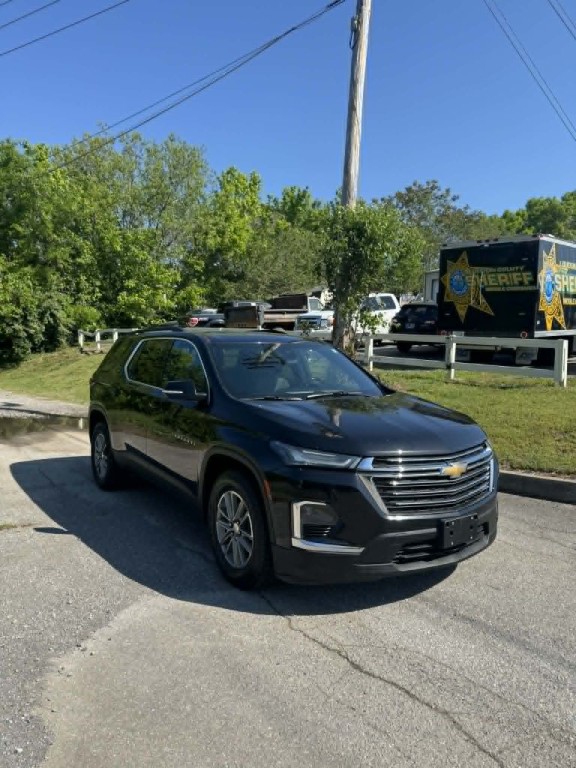 2022 Chevrolet Traverse Image 2
