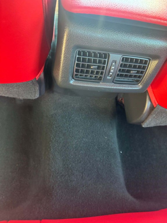 2018 Toyota Camry Image 8