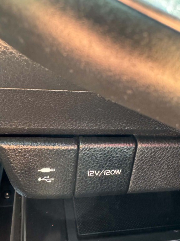 2018 Toyota Camry Image 18
