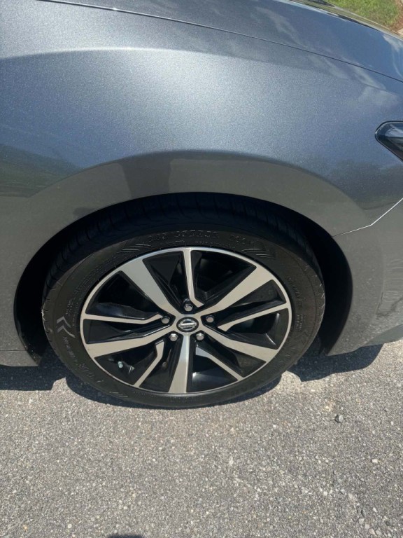2022 Nissan Maxima Image 4