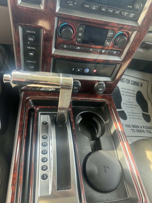 2003 HUMMER H2 Image 16