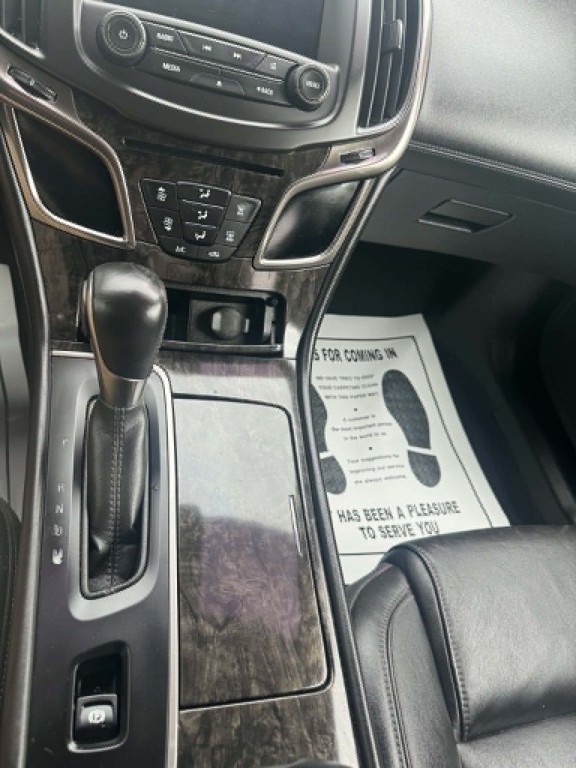 2016 Buick Lacrosse Image 13