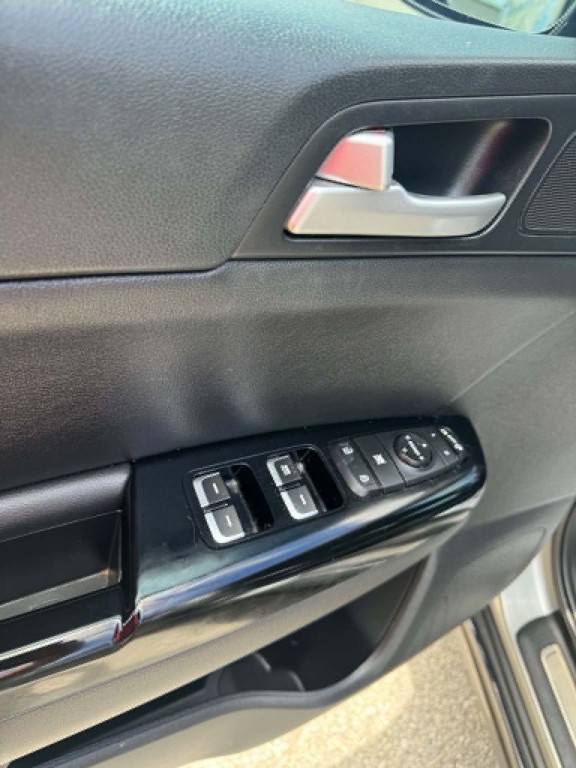 2021 Kia Sportage Image 9