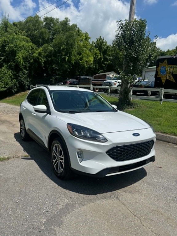 2021 Ford Escape Image 2