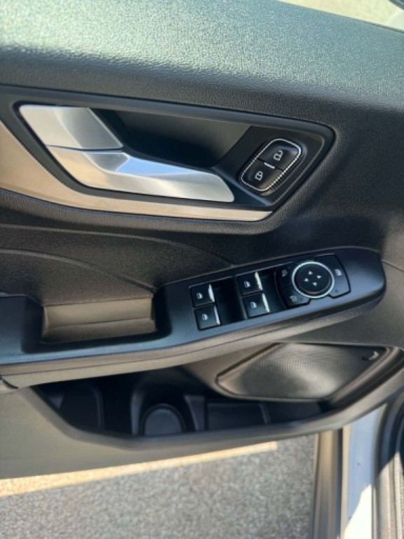 2021 Ford Escape Image 9