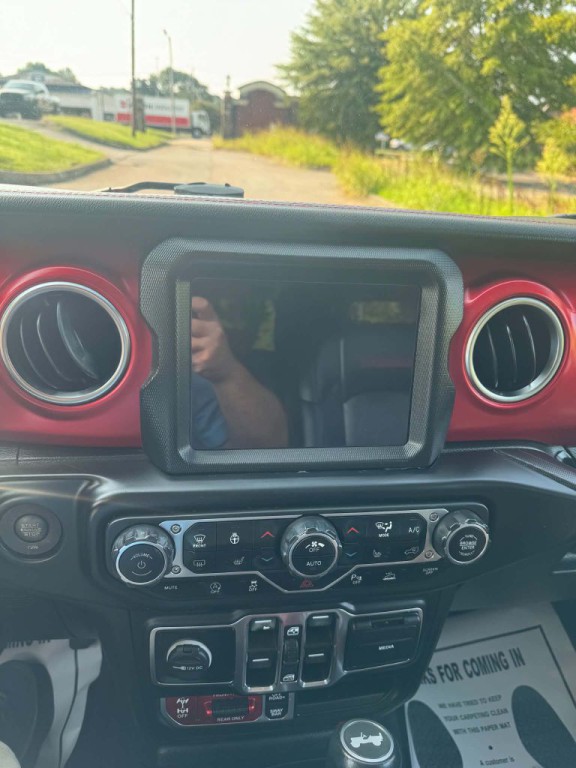 2021 Jeep Wrangler Unlimited Image 12