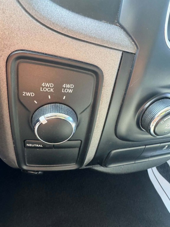 2013 RAM 1500 Image 12