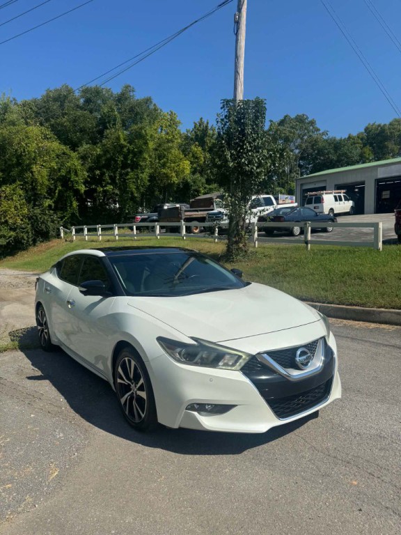 2016 Nissan Maxima Image 2