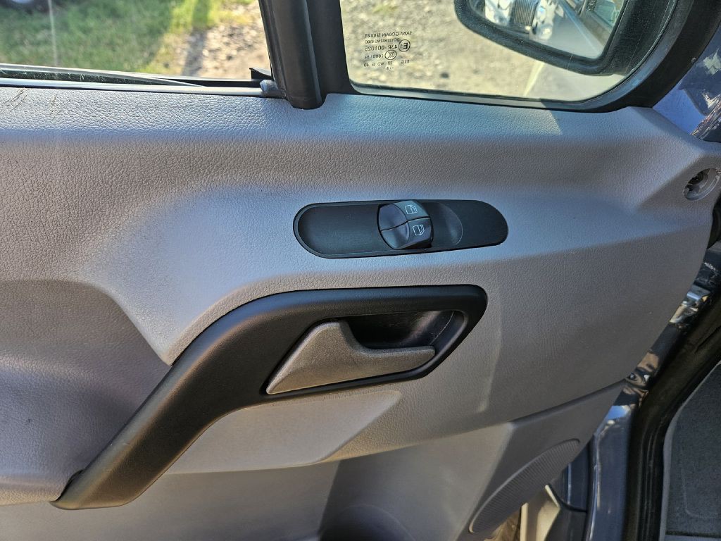 2018 Mercedes-Benz Sprinter Image 9