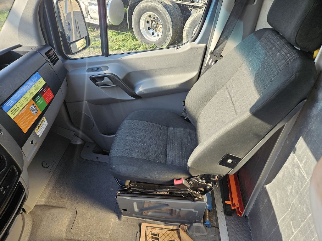 2018 Mercedes-Benz Sprinter Image 11