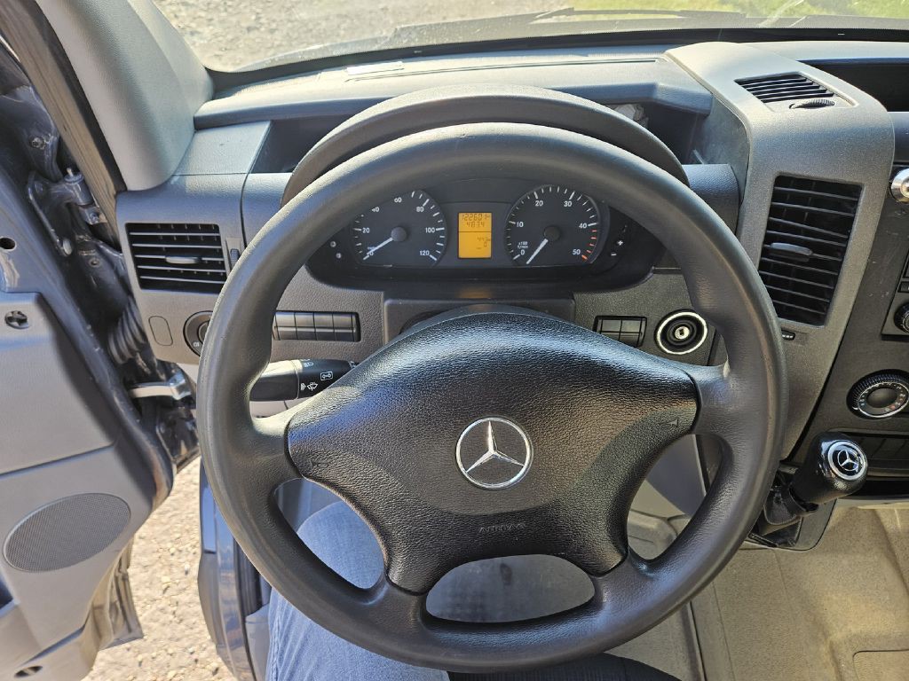 2018 Mercedes-Benz Sprinter Image 12