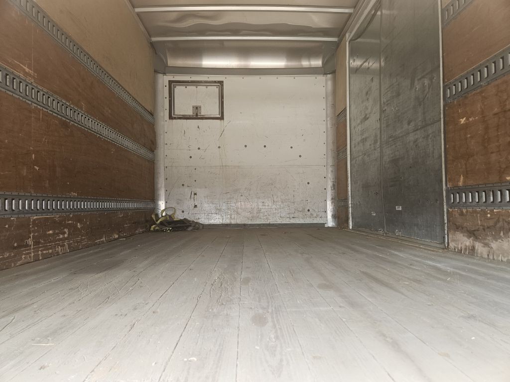 2019 Chevrolet Express Image 11