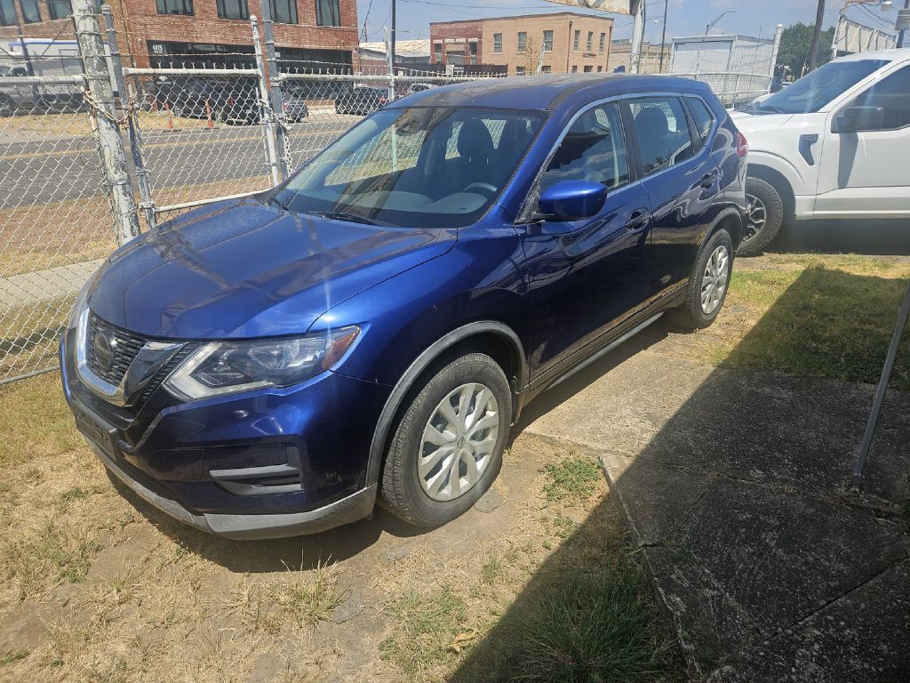 2019 Nissan Rogue Image 1