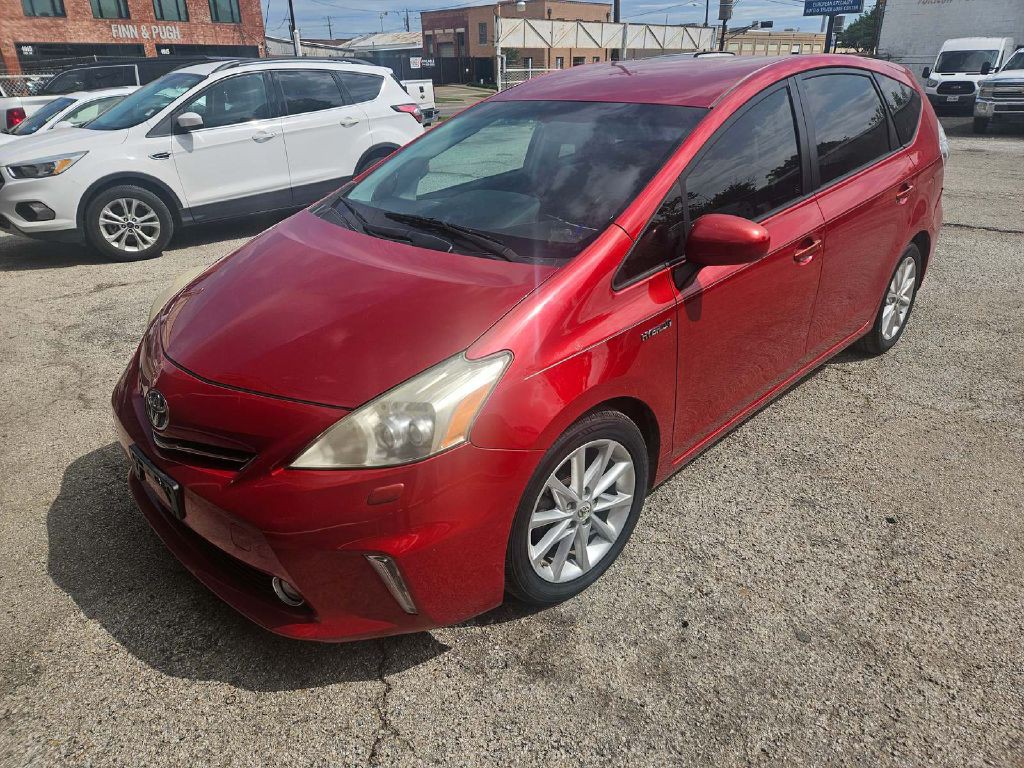 2013 Toyota Prius Image 1