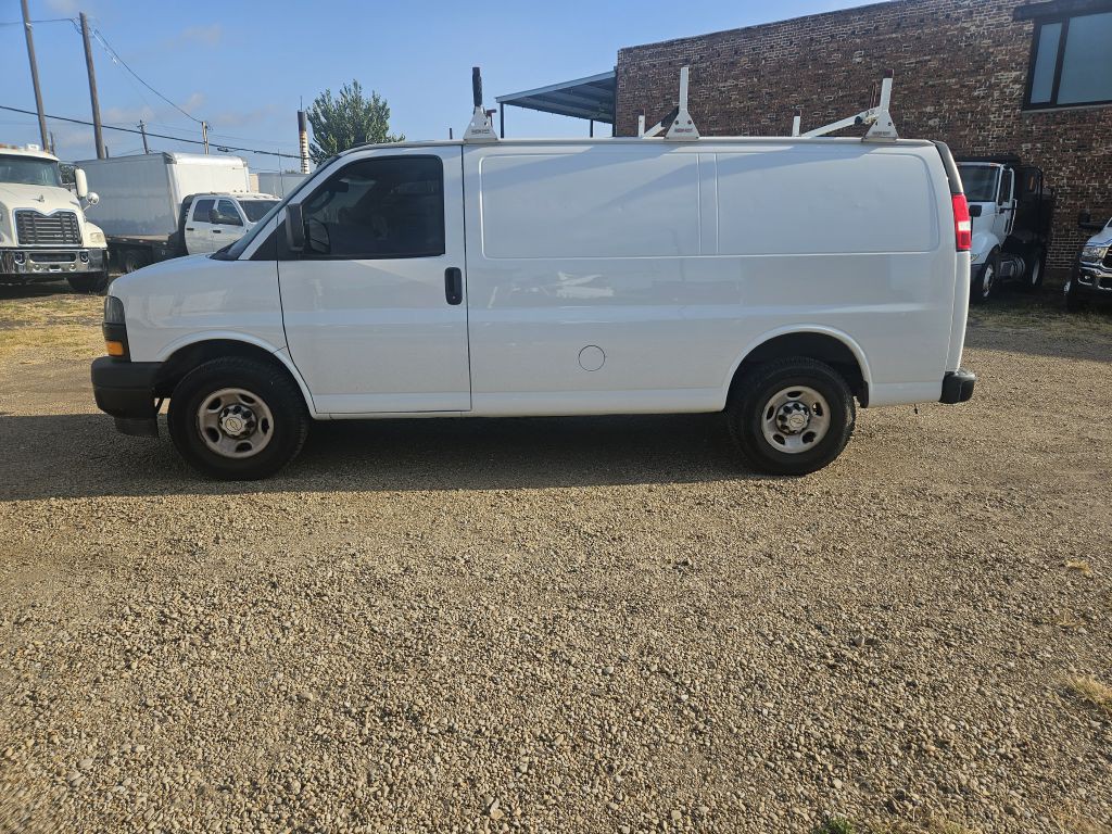 2020 Chevrolet Express Image 2