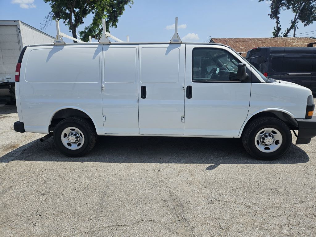 2020 Chevrolet Express Image 2