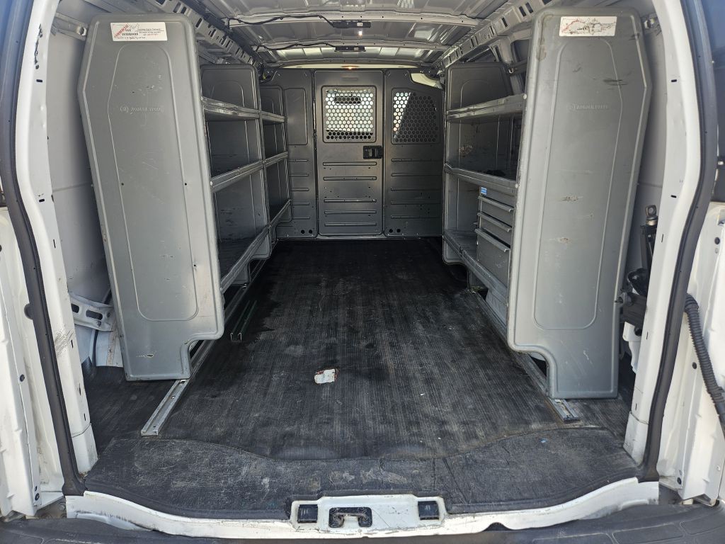 2020 Chevrolet Express Image 13