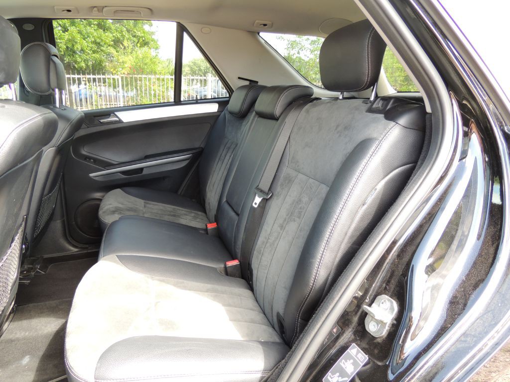 2008 Mercedes-Benz M-Class Image 7