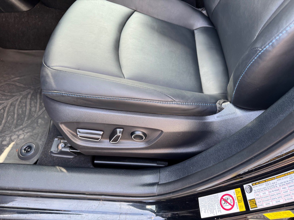2017 Toyota Prius Image 16