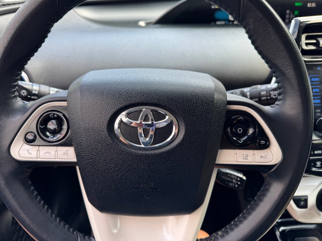 2017 Toyota Prius Image 17