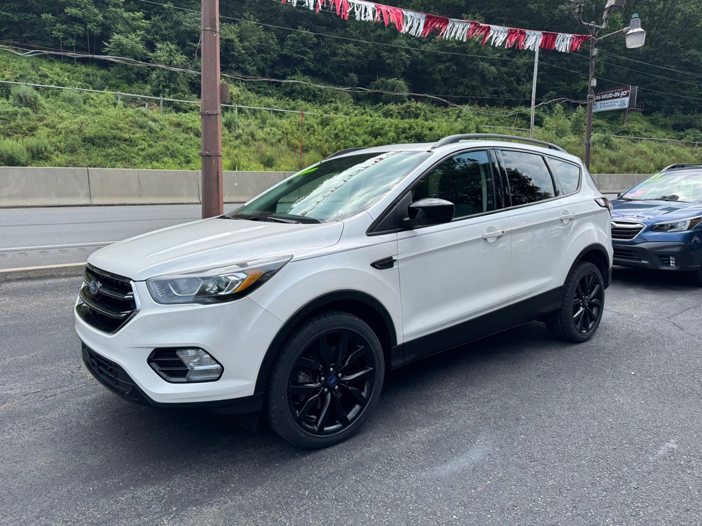 2017 Ford Escape Image 3