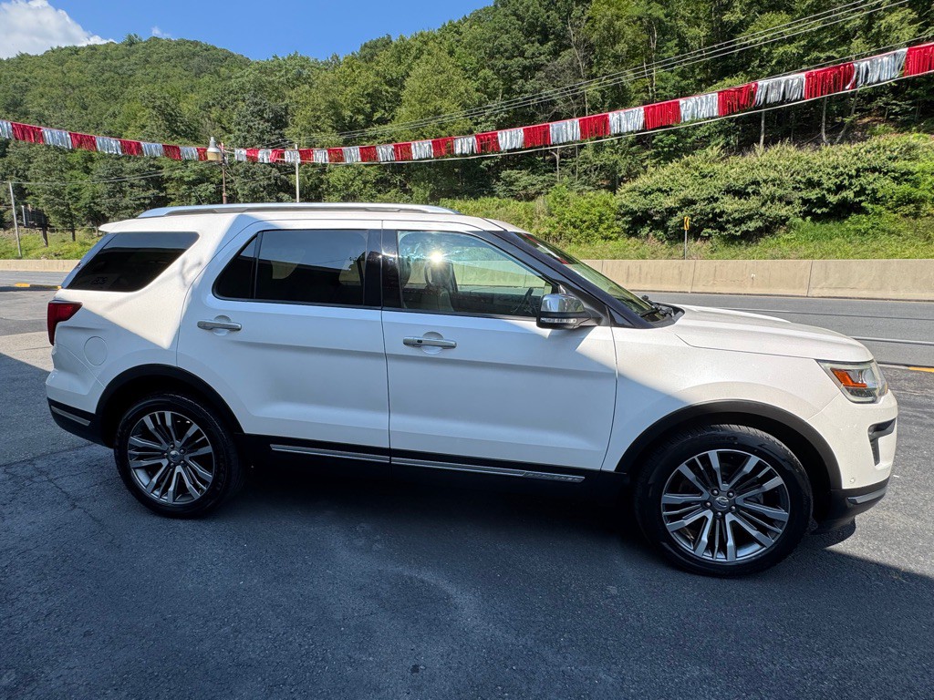 2018 Ford Explorer Image 8