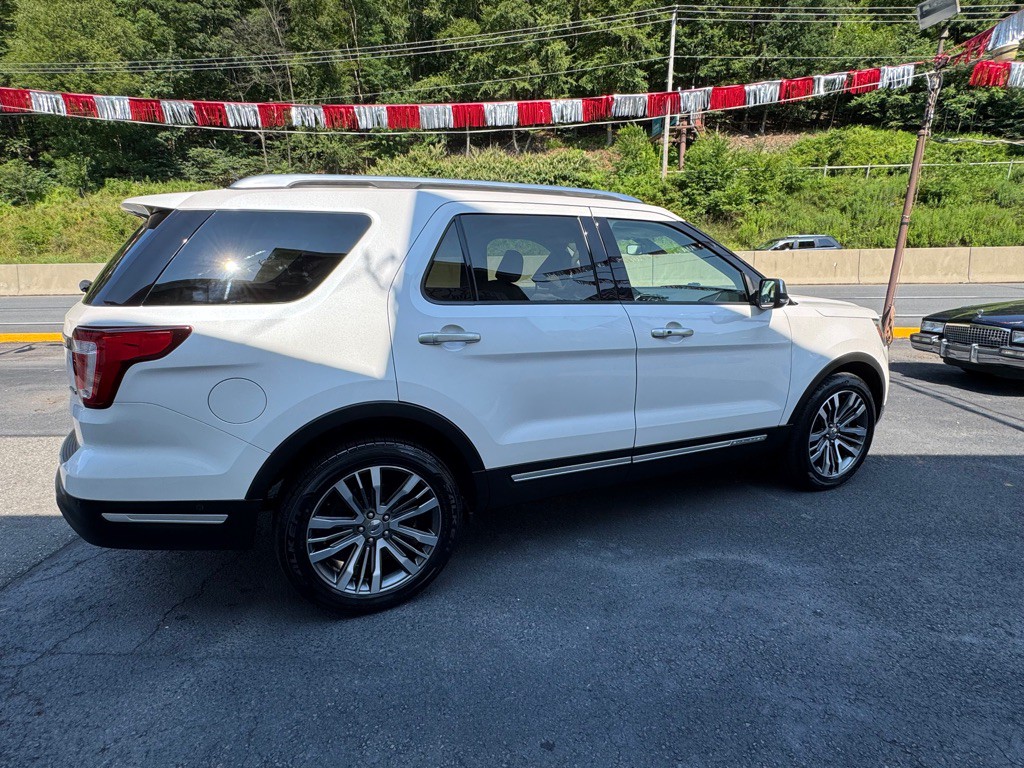 2018 Ford Explorer Image 9