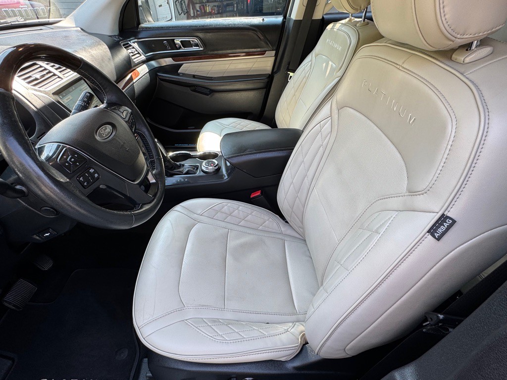 2018 Ford Explorer Image 20