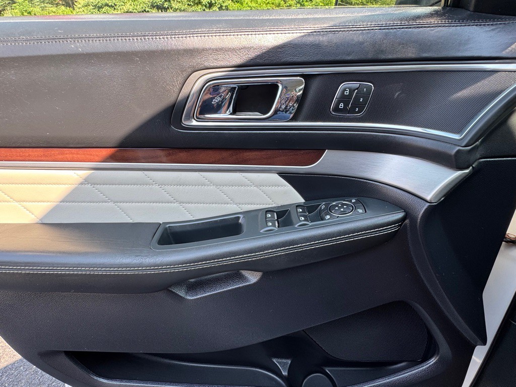 2018 Ford Explorer Image 23