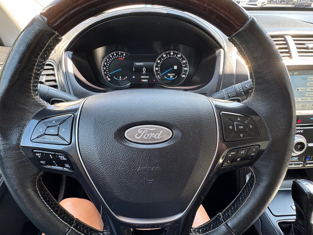 2018 Ford Explorer Image 24