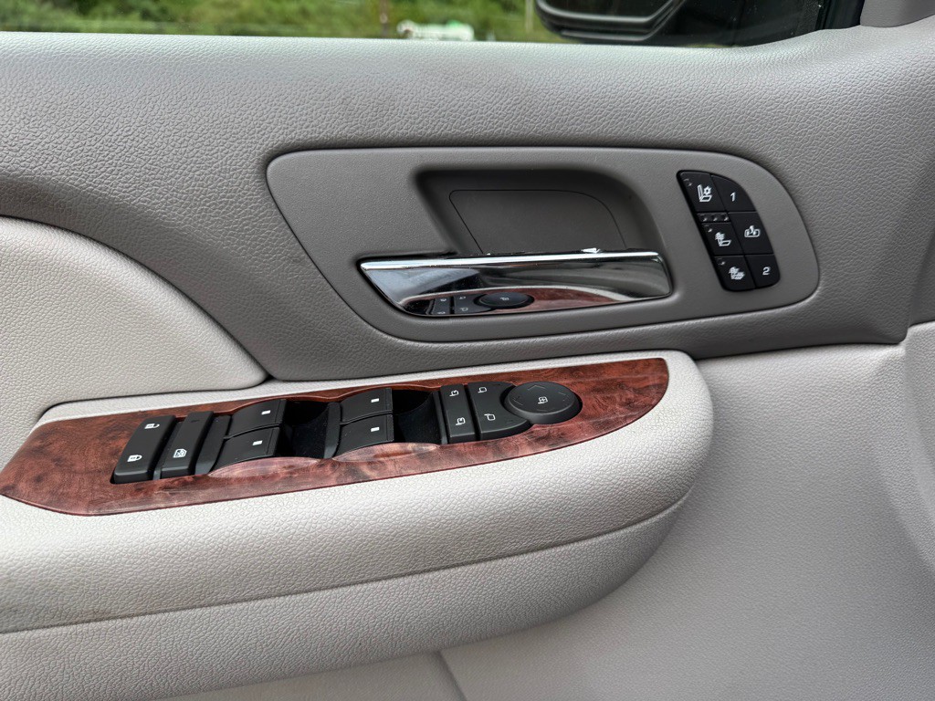 2009 Chevrolet Tahoe Image 15