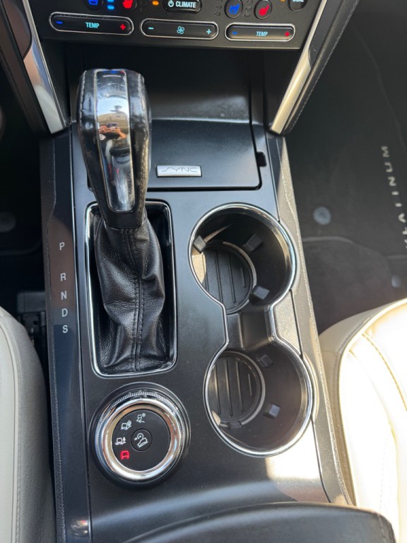 2019 Jeep Cherokee Image 48