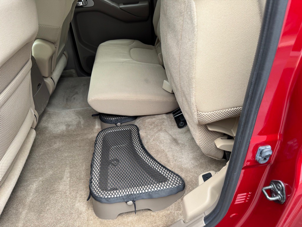 2012 Nissan Frontier Image 19