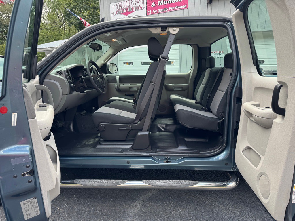 2008 Chevrolet Silverado 1500 Image 12