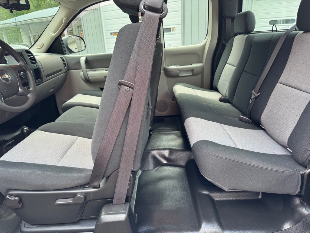 2008 Chevrolet Silverado 1500 Image 13