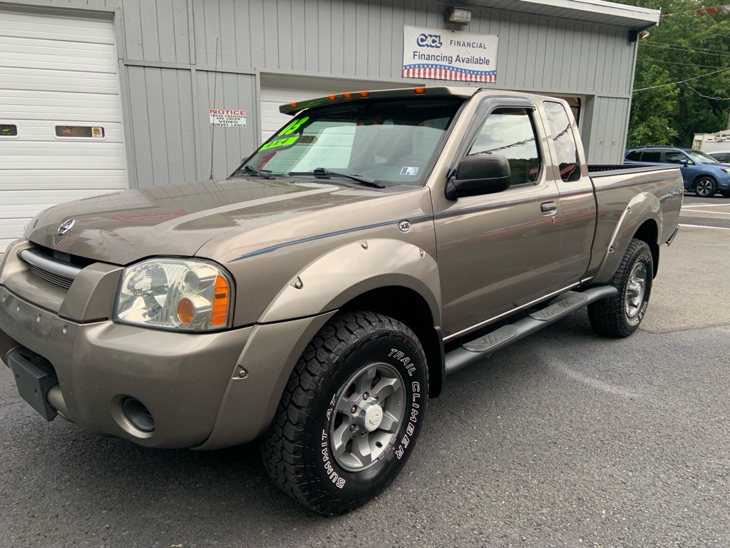 2003 Nissan Frontier Image 3